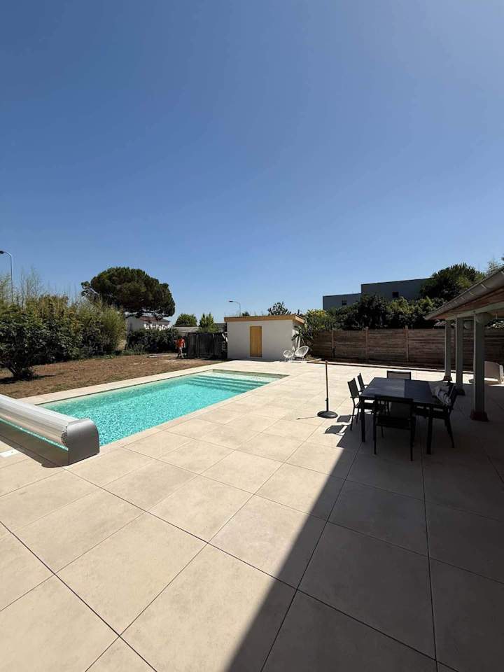 Conception de piscine personnalisée Villefranche sur Saône