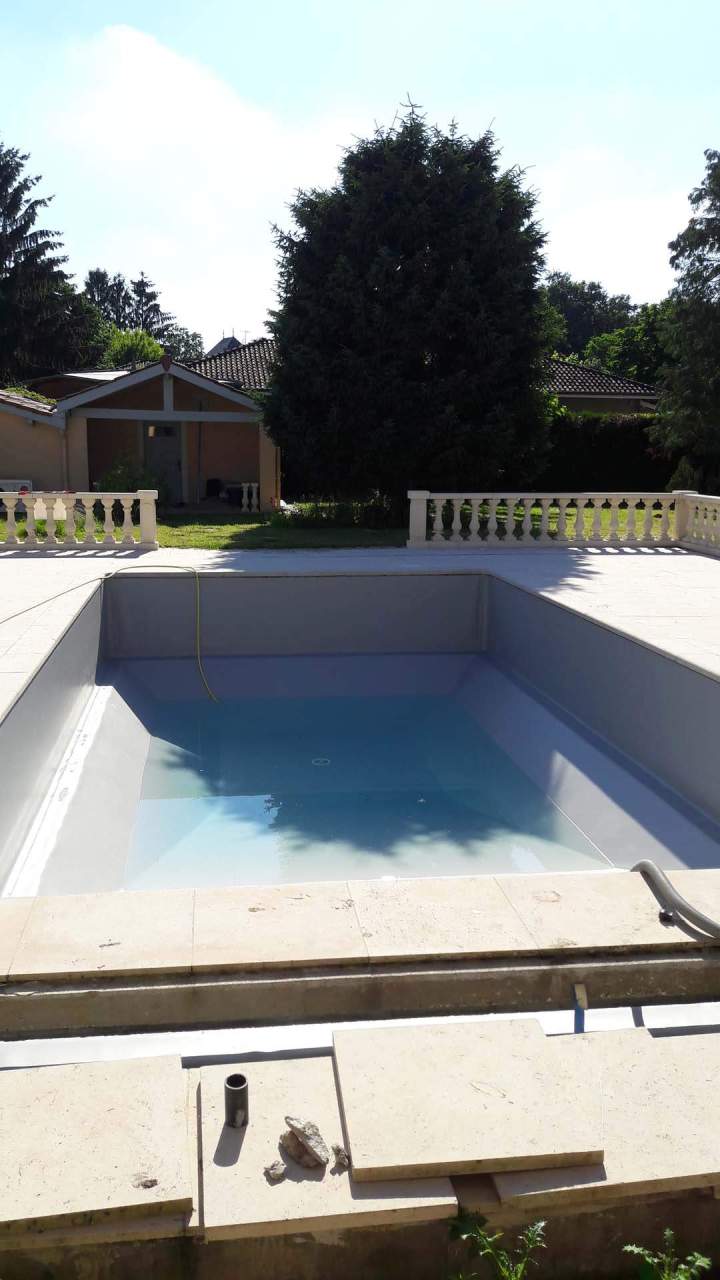 Construction de piscine personnalisée Villefranche sur Saône