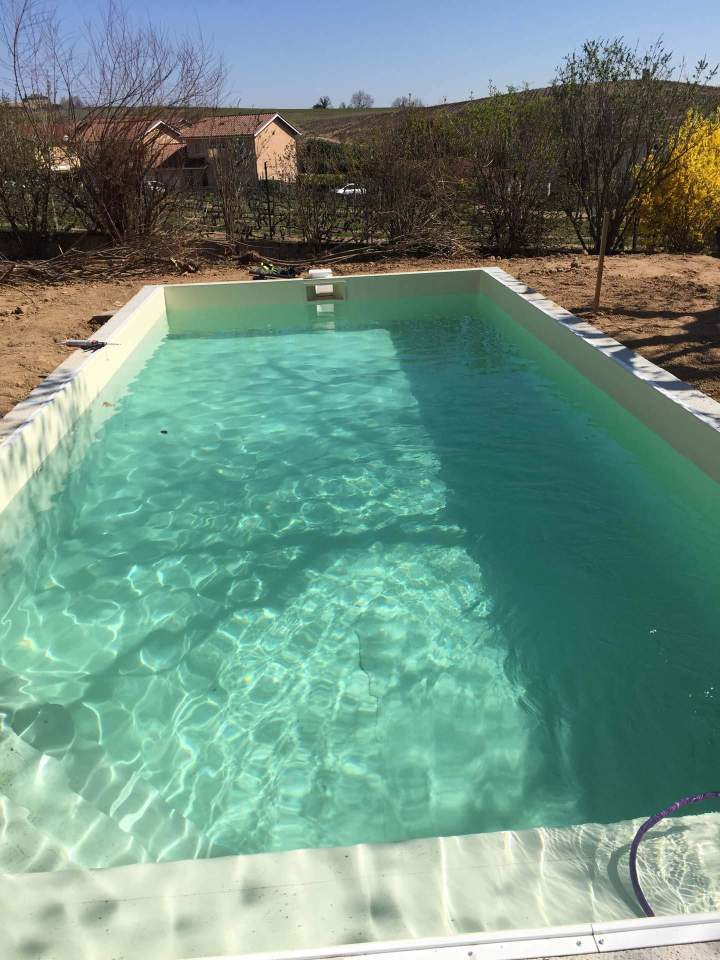 Piscine personnalisée clé en main Villefranche sur Saône